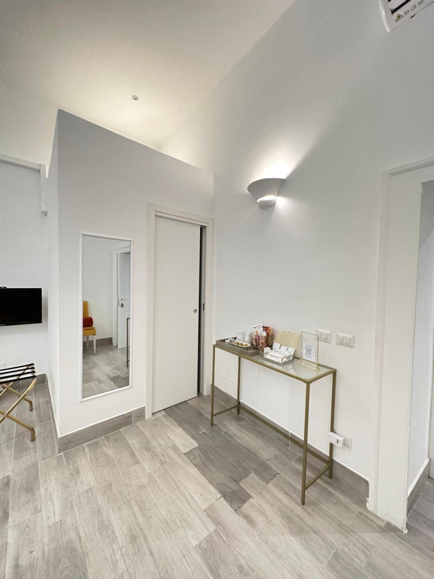 Maison M Napoli Boutique Rooms Exterior foto
