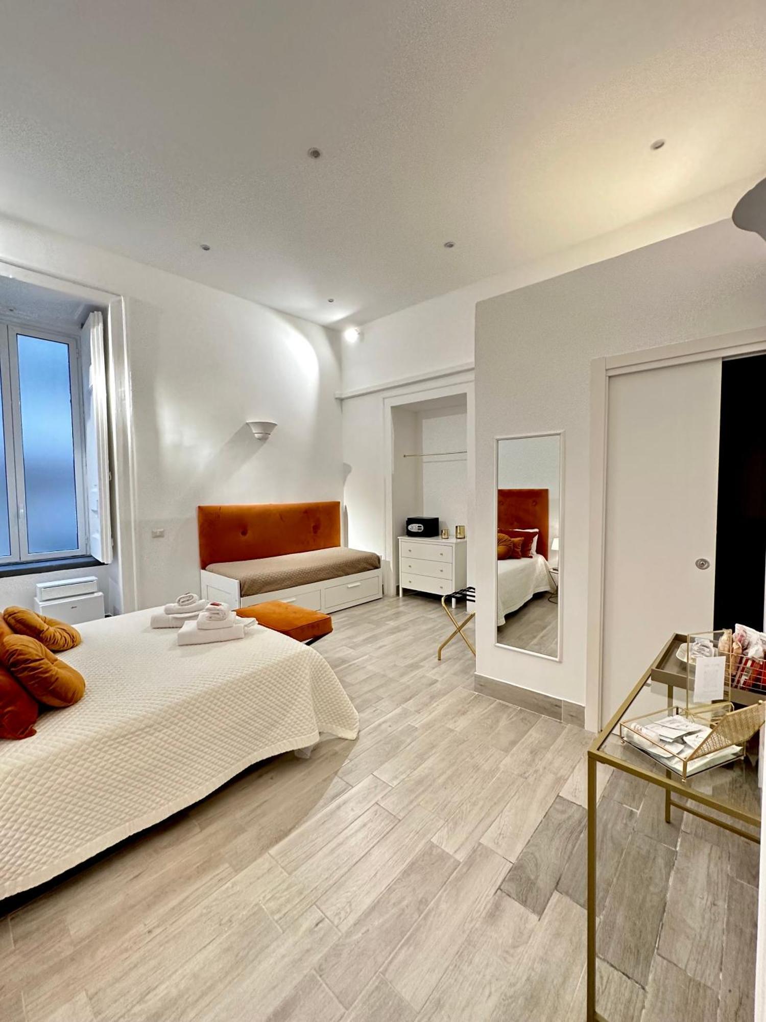 Maison M Napoli Boutique Rooms Exterior foto